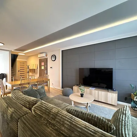 شقة Panorama Capital Skyriver رشيشوف