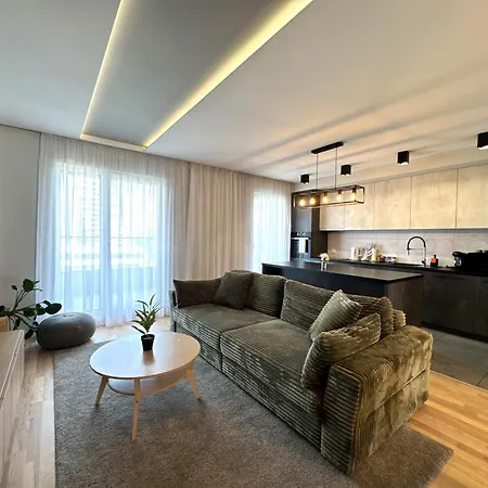 شقة Panorama Capital Skyriver رشيشوف