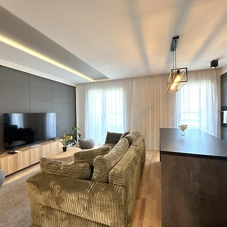 Panorama Capital Skyriver *